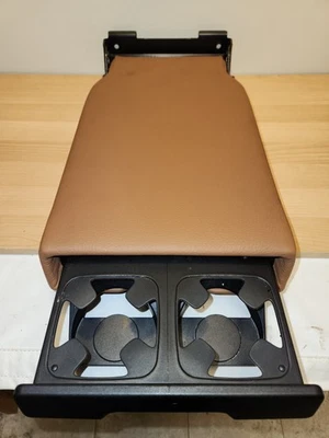 ♻️ 07-13 BMW 328i 335i E93 rear seat arm rest lid cover armrest leather - Image 1 of 4