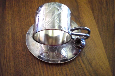 Porta servilletas figurativas antiguas Simpson, Hall, Miller & Co almohadilla de lirio plato cuádruple Foto 1 de 4