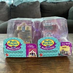 VINTAGE POLLY POCKET POLLYVILLE COZY COTTAGE MATTEL 1994 N.11200 & 11197 SIGILLATO - Foto 1 di 8