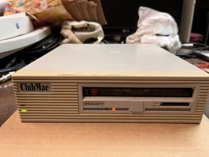 CLUBMAC 44 Megabytes RESPALDO EXTERNO + 2 5.25" 44 MB Cartuchos Extraíbles - Imagen 1 de 6