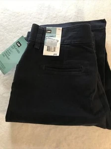 NWT Lee Woman’s Relaxed Fit Straight Leg Navy Jeans 12 Long - Picture 1 of 6