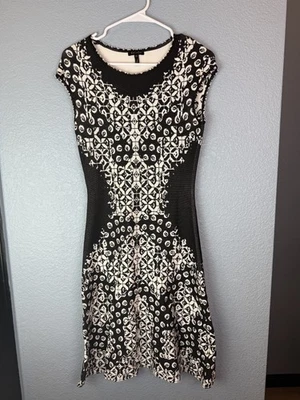 Vestido Escada para mujer XS negro blanco tejido patrón geométrico sin mangas hecho en Italia Foto 1 de 4