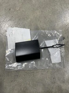 BMW X5 G05 2018-20 OEM Rear Bumper Tow Hook Cover  51127425474 New Primed - Bild 1 von 3