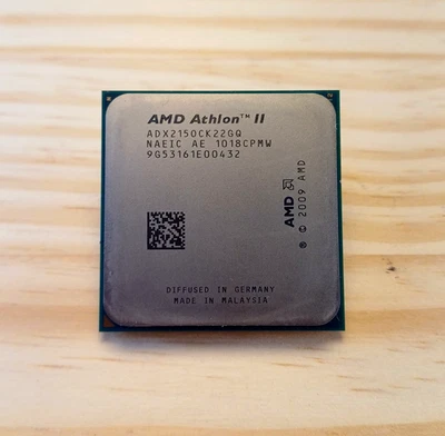 AMD Athlon II X2 215 - 2.7 GHz - ADX215OCK22GQ - Socket AM2+ & AM3 - Immagine 1 di 2