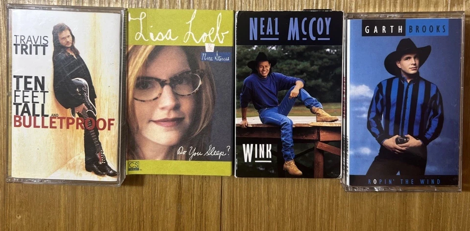 Cassette Tape Lot Classic Rock Country Love Songs Garth Brooks Lisa Loeb Travis Foto 1 de 4