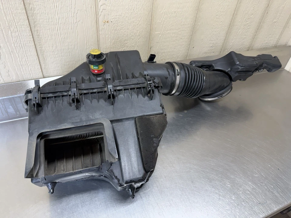 OEM FACTORY FORD AIR BOX Air Cleaner 11-16 6.7L Powerstroke Diesel CC34-9600-AC Foto 1 de 4