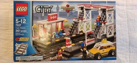 LEGO City: Train Station #7937 New in Sealed Box (2010)
