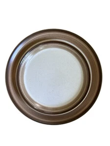 Vintage Mikasa Potters Art Ben Seibel “buckskin” Set Of Dinner Plates & Saucers - Picture 1 of 7