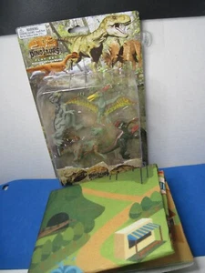 Dinosaur 1:160 Scale Playset with Large Felt Play Mat - Picture 1 of 24