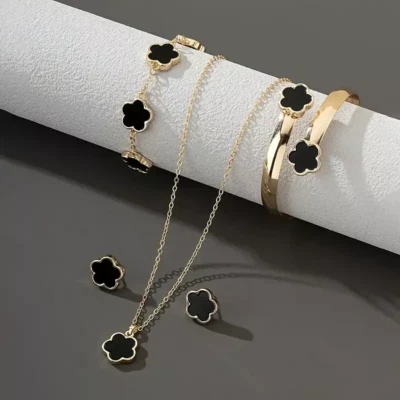 5pcs/Set lucky leaf Clover Design Bracelet, Necklace, Earrings, Bangle - Image 1 of 4