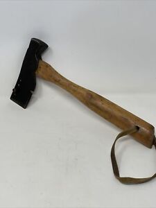 Vintage Stanley No. 59-135 Hatchet Hammer Carpenters Roofing Axe Nail Puller USA