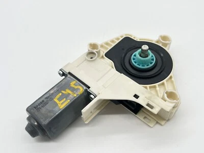 2009 - 2016 AUDI A4 FRONT RIGHT PASSENGER DOOR POWER WINDOW MOTOR 8K0959802A OEM - Imagem 1 de 4