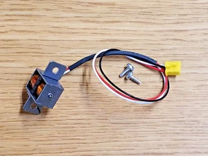 Microwave Door Lock Relay for Small Microwaves - Picture 1 of 4