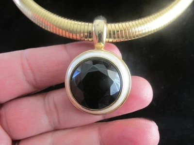 Collar Vintage Cadena Bobina '80 Negro e Imitación Perla Tono Dorado Firmado Marvella Foto 1 de 4