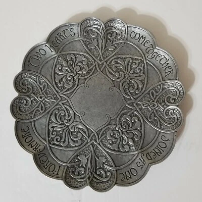 Forevermore 2002 Kimberly McSparran Carson Peltre Dos Corazones Unidos Como Una Bandeja Foto 1 de 4