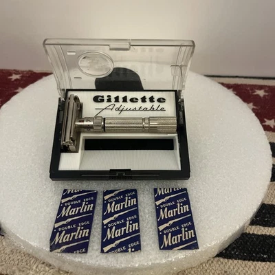 Vintage 1960s GILLETTE Adjustable Fat Boy Razor Case Blade - Image 1 of 4