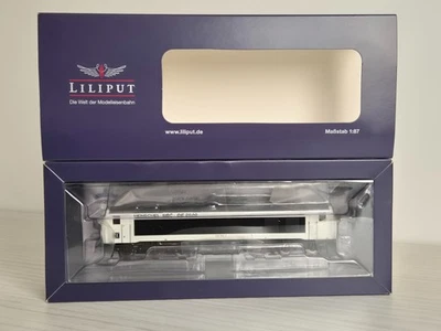 Liliput L132050 Diesellokomotive 202 002-2 Henschel-BBC DE 2500 Weiß Epoche IV - Bild 1 von 4