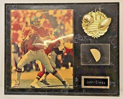 Placa de recuerdos enmarcada de los Denver Broncos de John Elway leyenda del fútbol americano coleccionable Foto 1 de 4