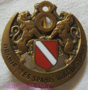 IN01368 - INSIGNE 8° R.S.A, doré, devise française, bande dorée, déposé - Picture 1 of 2
