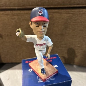 Cleveland Indians Grady Sizemore 2007 Gold Glove Winner SGA Bobblehead MLB Wahoo - Picture 1 of 5