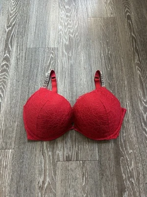 Victoria’s Secret Very Sexy Bombshell Logo Shine Strap Red Lace Bra 38DDD/F - Image 1 of 4