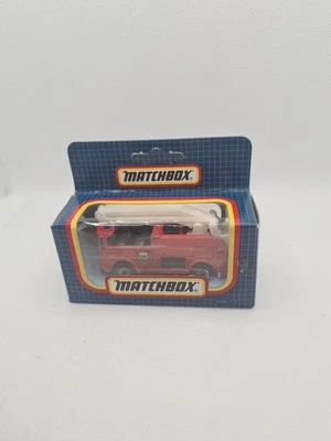 MATCHBOX MB 13 - SNORKEL FIRE ENGINE - MINT & BOXED 1990 - Image 1 of 4
