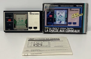 JEU Électronique / GAME & WATCH - Bandai LA CHASSE AUX CORBEAUX  - COMPLET - Picture 1 of 9