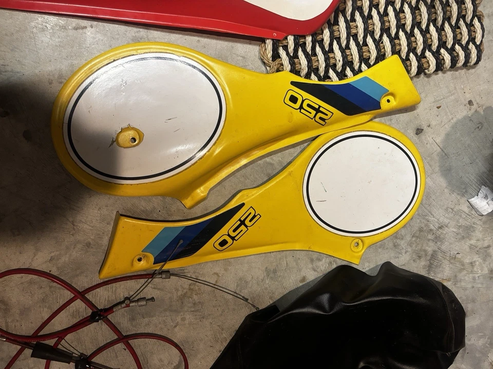 Suzuki Rm250 1982 matrículas traseras Foto 1 de 1