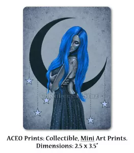 Gothic Fantasy Kunst ACEO DRUCK Blau Mond Halbmond Mondsichel Sterne Himmlische Frau - Bild 1 von 3