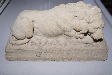 Haddonstone Lion Concrete Garden Statue Bookend Doorstop Classic Antique VTG 70s Cover