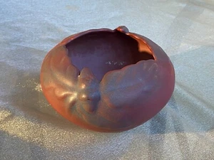 Vintage Van Briggle Signed Floral Rimmed Plum Mauve Bowl 6" - Picture 1 of 8