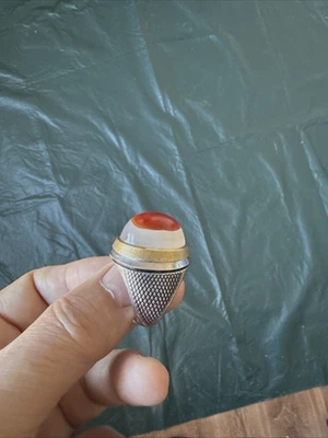 ANILLO DE PLATA HECHO A MANO PARA HOMBRE CON GRANDE SOLEYMANI YEMANI AQEEQ سليماني يماني عقيق Foto 1 de 4