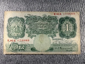 1934-48 England 1 Pound Series A Britannia, without thread P363c Banknote SPC982 - Picture 1 of 2