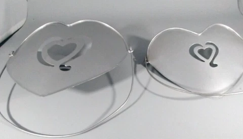 2  Hanging Heart Basket Silver Color Metal 1 (7 in x 6 in) 1 (6 in x 5 in) Cover