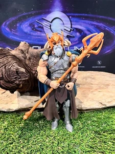 2014Hasbro Marvel Legends Allfather Odin King BAF Action Figure Incomplete - Picture 1 of 5