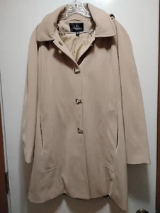 London Fog khakifarmer Damenmantel, Large (Größe 12-14), abnehmbare Kapuze, neu ohne Etikett - Bild 1 von 7