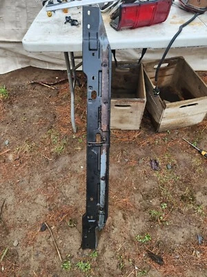 87-01 Jeep Cherokee XJ Comanche MJ OEM 4,0 L Soporte de Radiador Superior Foto 1 de 2