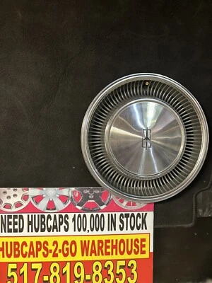 "Oldsmobile Delta 88 98 1977-79 tapacubos 1 hermoso raro P/N 554916" Foto 1 de 4