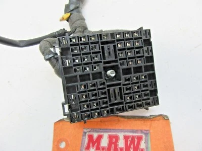 FITS BLACK WIRE PLUG CLIP OFF DASH MOUNTED FUSE BOX RELAY 08-10 VUE 3.5L MOTOR - Image 1 of 4