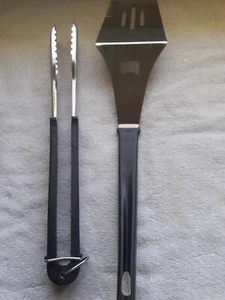 The Pampered Chef Bar-B-Boss and Bar-B-Tongs - Picture 1 of 7