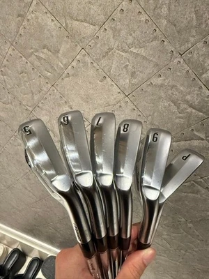 Srixon ZXi5 Iron set 5-pw / Dynamic Gold 85 R300 - Image 1 of 4