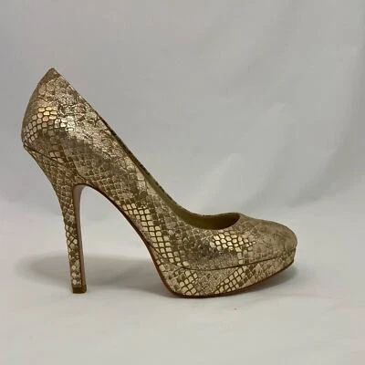 👠Bombas de oro Joan & David talla 7 1/2- Usadas Foto 1 de 4