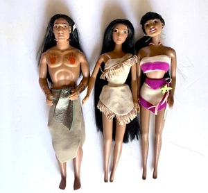 Lote De Colección De 3-1966 Y 1969 Muñecas Barbie Pocahontas Con Ropa 2 Niña 1 Niño Muñeca Bueno - Imagen 1 de 12