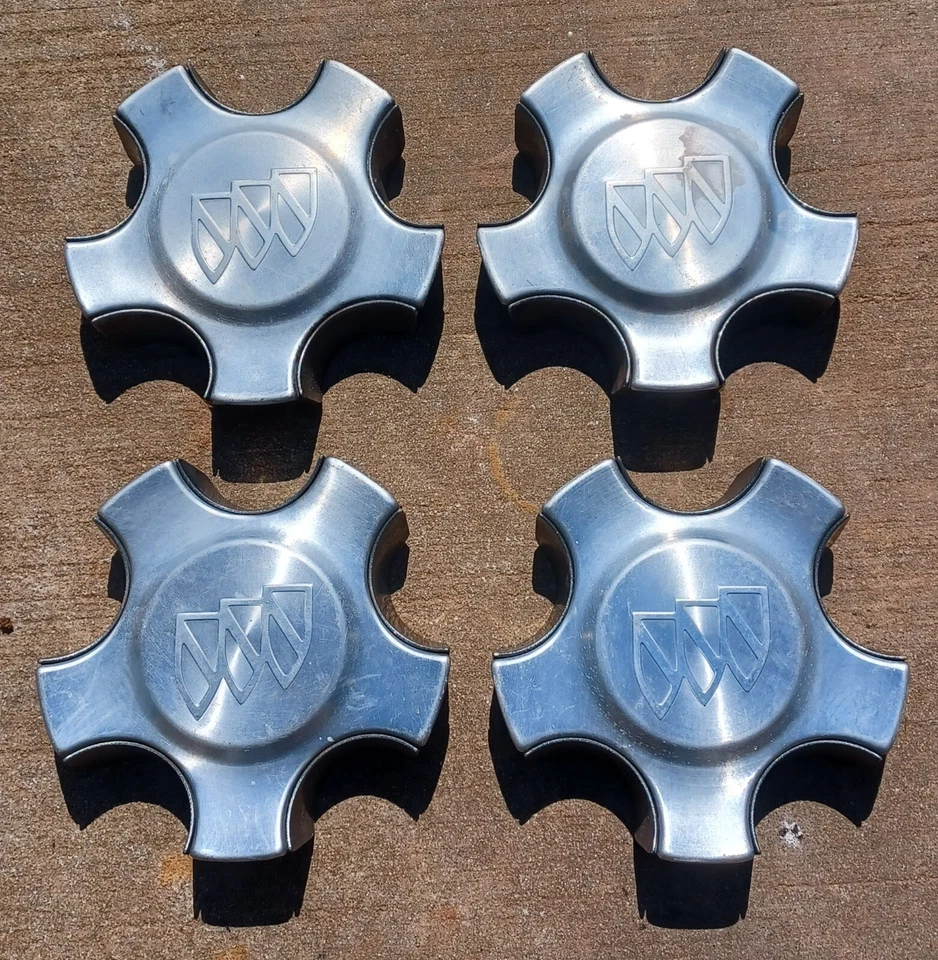 Juego de tapas centrales Buick Rendezvous (4 piezas) 02-04 número de pieza 9593778 S2 Foto 1 de 3