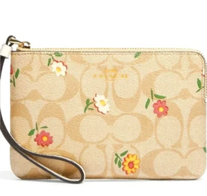 NEW COACH Corner Zip Wristlet In Signature Canvas With Nostalgic Ditsy Print - Picture 1 of 7