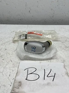 Genuine New Renault Zoe Gear Knob 328651919R 2012 On - Picture 1 of 3