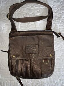 Leather Fossil Shoulder Bag . Very Clean With No Obvious Marks .