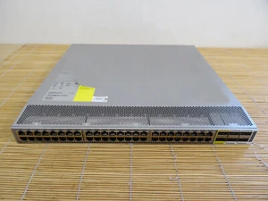 Cisco N2K-C2348TQ-10GE Nexus 2348TQ spare 48x1/10T 6x40G QSFP no PS/fan - Bild 1 von 1