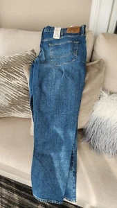 Levi's Signature Jeans Men's 40X30 medium wash denim jeans Athletic. E2 - Picture 1 of 3