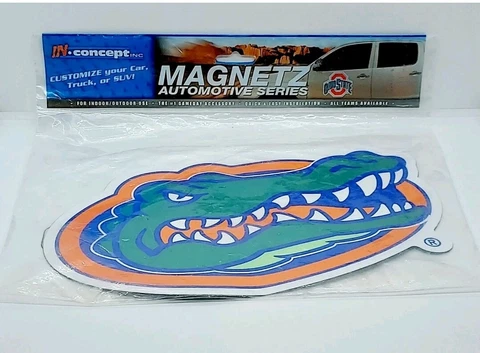 UNIVERSITY OF FLORIDA NEW Mini-Magnetz Automotive Series GATORS Logo Magnet Cover